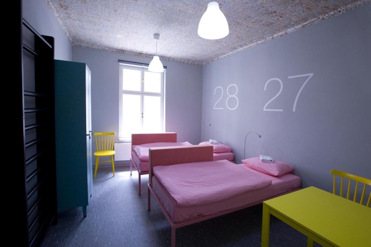 Hostel U Zlatého kohouta Kroměříž Esterno foto